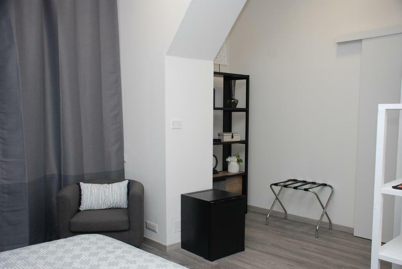 Hotel Dolce Sbadiglio 2 Cagliari Esterno foto